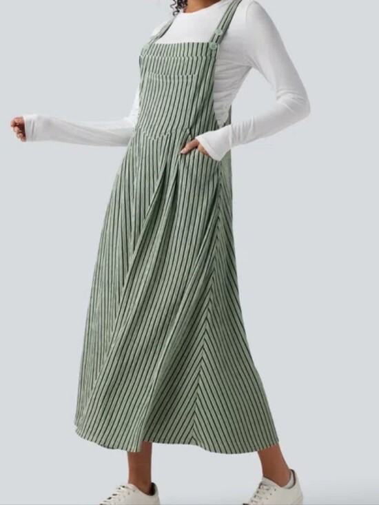 HALARA Dresses & Skirts - HALARA Stripe Flowy  Midi Sage Green Sleeveless Knit With Pockets Dress Size L.